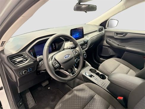 Used 2023 Ford Escape Active image 8