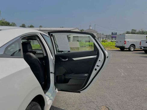 Used 2020 Honda Civic EX-L image 19