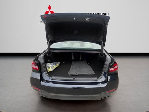 Used 2022 BMW 530e w/ M Sport Package image 7