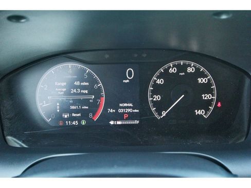 Used 2023 Honda HR-V LX image 15