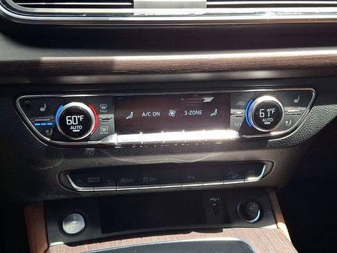 Certified 2023 Audi Q5 2.0T Premium Plus w/ Premium Plus Package AWD/4WD image 18