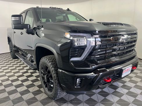 New 2026 Chevrolet Silverado 2500 LTZ w/ Trail Boss Package AWD/4WD image 2