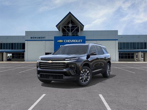 New 2026 Chevrolet Traverse LT w/ Sun and Wheel Package image 8