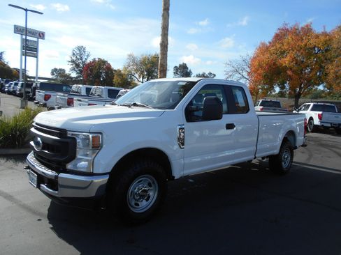 Used 2021 Ford F350 XL w/ Power Equipment Group image 1