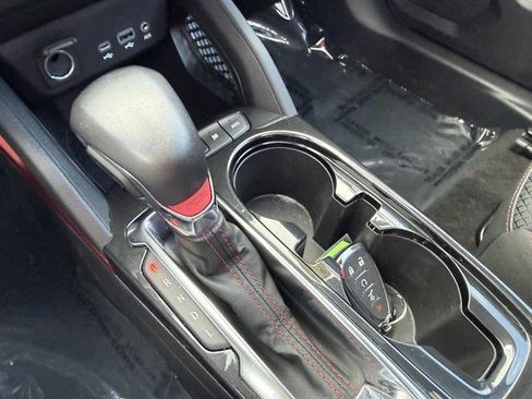 Used 2023 Chevrolet TrailBlazer RS w/ Sun and Liftgate Package image 41