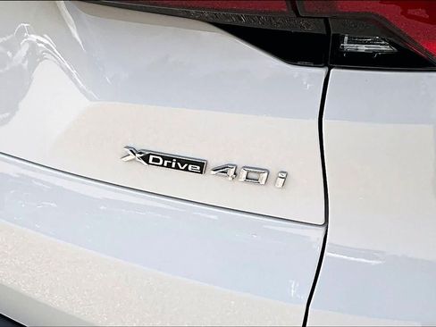 Used 2026 BMW X5 xDrive40i AWD/4WD image 9