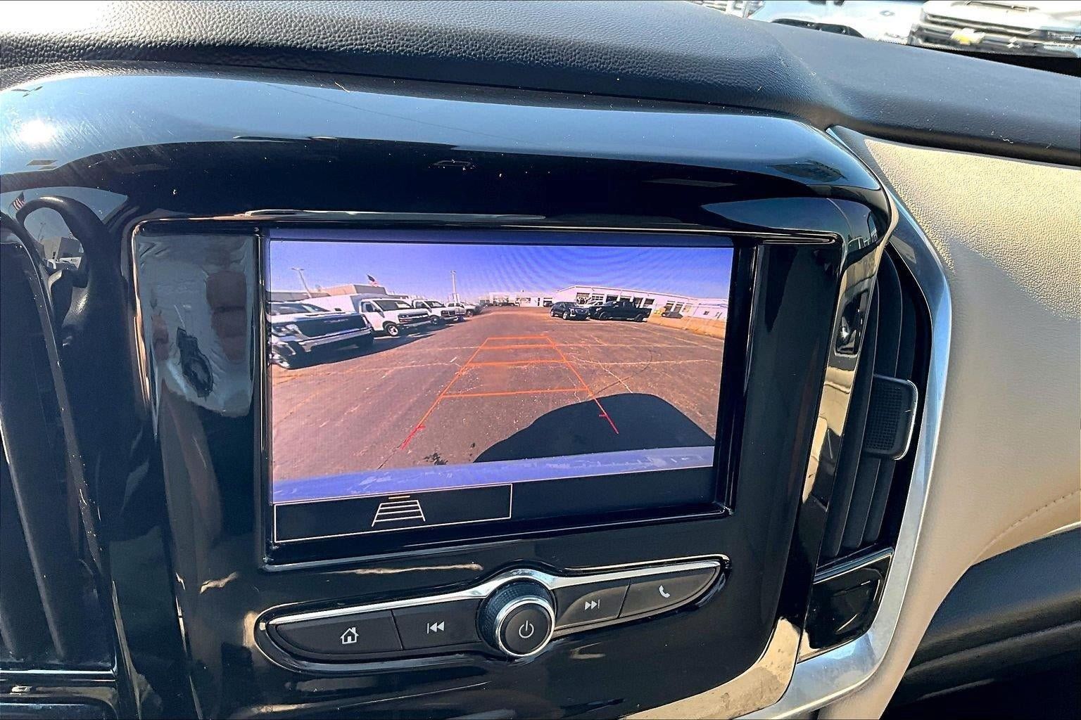 Used 2022 Chevrolet Traverse LS AWD/4WD image 22