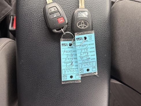 Used 2014 Toyota RAV4 XLE FWD image 24