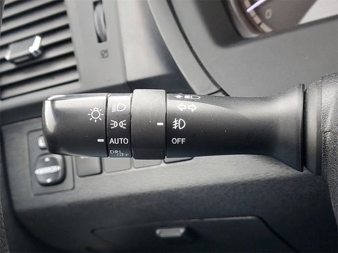 Used 2013 Toyota Venza LE image 19