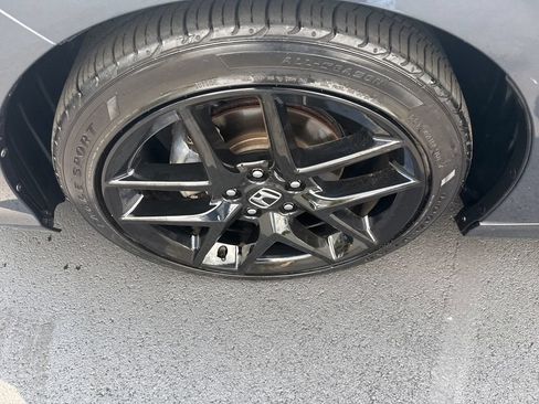 Used 2025 Honda Civic Sport image 36