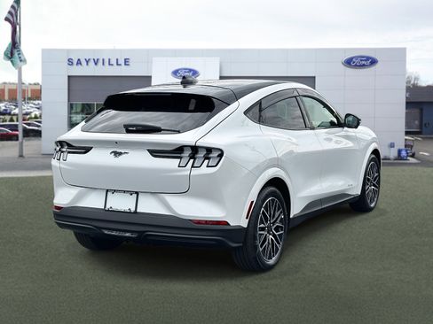 Used 2025 Ford Mustang Mach-E Premium image 5