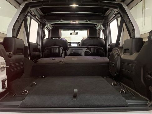 Used 2021 Jeep Wrangler Unlimited Sahara w/ Cold Weather Group image 86