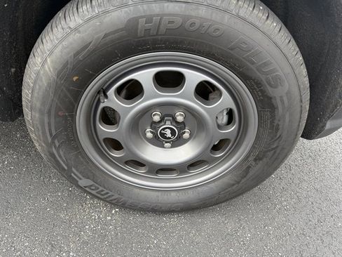 Used 2022 Ford Bronco Sport Badlands image 5