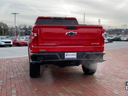 Used 2022 Chevrolet Silverado 1500 ZR2 w/ Technology Package image 8