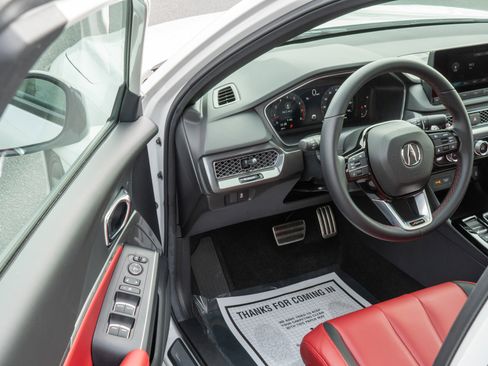 Used 2025 Acura Integra A-Spec image 10