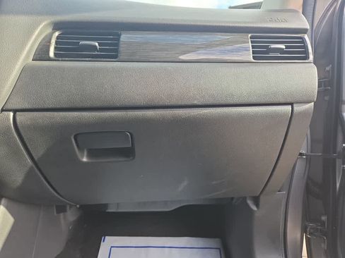 Used 2016 Mitsubishi Outlander SEL image 59