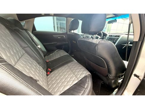 Used 2015 Nissan Altima 2.5 S w/ Power Driver Seat Package FWD image 9