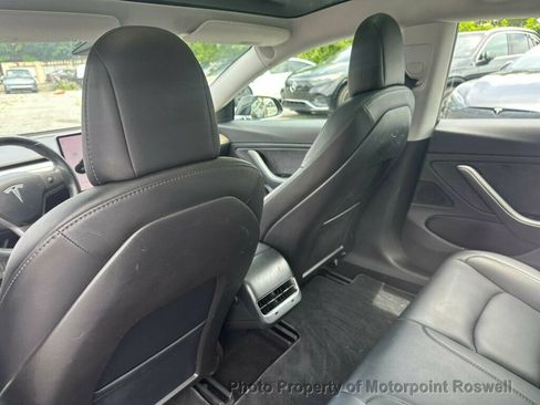 Used 2018 Tesla Model 3 Long Range AWD/4WD image 17