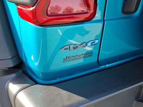 Used 2024 Jeep Wrangler Unlimited Rubicon 4xe w/ Convenience Group image 7