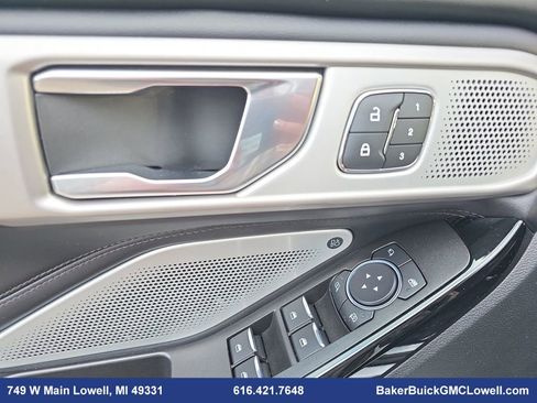 Used 2022 Ford Explorer Platinum w/ Equipment Group 601A image 30