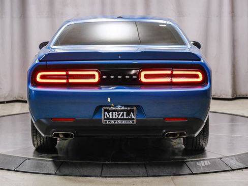 Used 2021 Dodge Challenger SXT RWD image 3