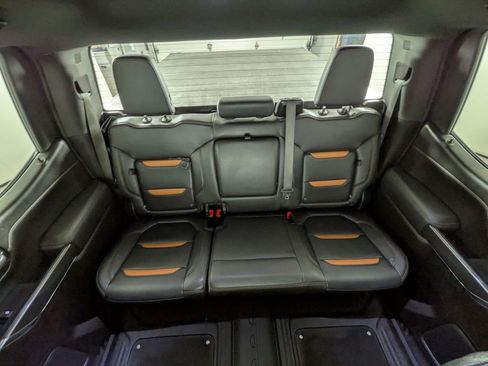 Used 2021 GMC Sierra 1500 AT4 image 32