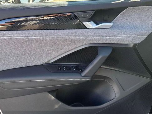 New 2026 Volkswagen Tiguan S FWD image 13