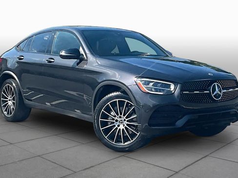 Used 2020 Mercedes-Benz GLC 300 4MATIC Coupe image 3