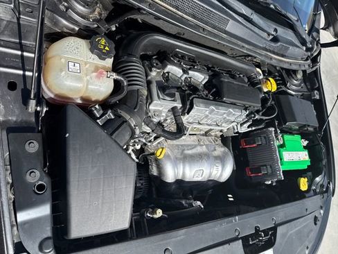 Used 2016 Chrysler 200 LX image 27