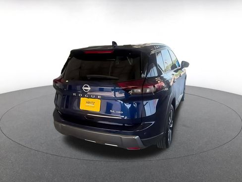 Used 2026 Nissan Rogue SL AWD/4WD image 12