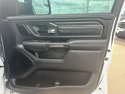 Used 2024 RAM 1500 Limited AWD/4WD image 32