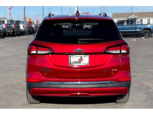 Used 2023 Chevrolet Equinox RS w/ RS Leather Package image 4