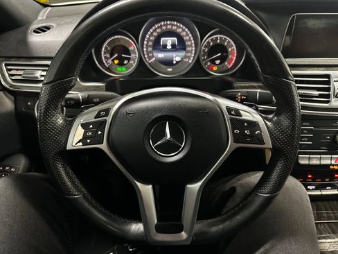 Used 2016 Mercedes-Benz E 350 Sedan image 28
