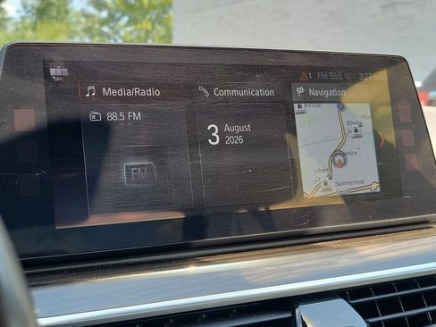 Used 2018 BMW 530i w/ Premium Package RWD image 31