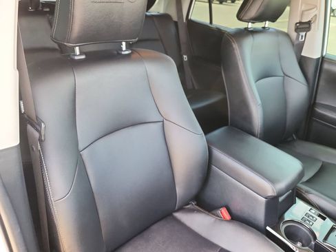 Used 2023 Toyota 4Runner 40th Anniversary SE AWD/4WD image 17