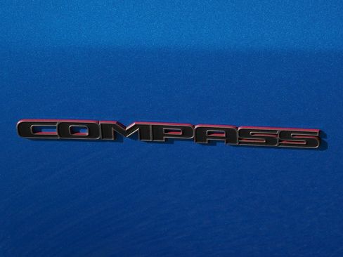 Used 2022 Jeep Compass Trailhawk w/ Trailhawk Convenience Group image 52