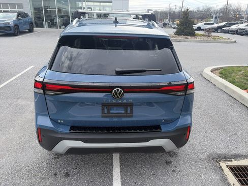 New 2026 Volkswagen Tiguan SE AWD/4WD image 5