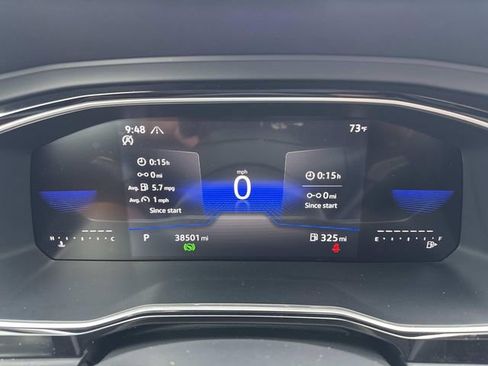 Used 2024 Volkswagen Jetta Sport image 23