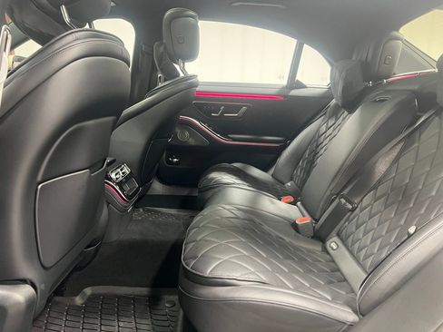 Used 2022 Mercedes-Benz S 580 4MATIC Sedan image 25