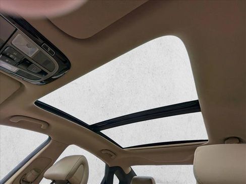 Used 2015 Hyundai Azera Limited FWD image 17