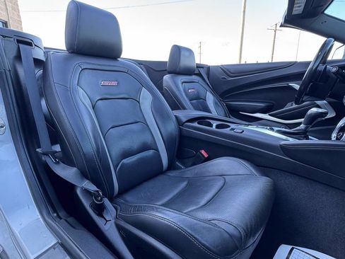 Used 2019 Chevrolet Camaro SS image 35
