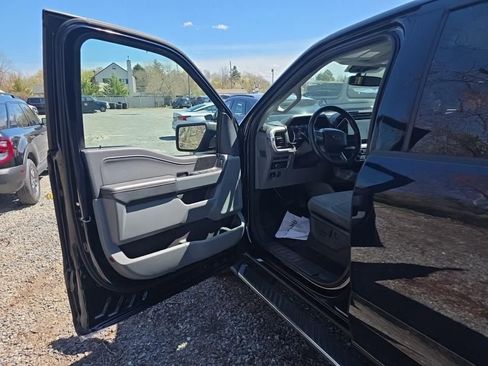 Used 2022 Ford F150 XLT w/ Equipment Group 302A High image 5