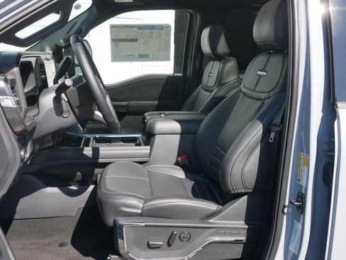 New 2026 Ford F250 Platinum w/ Tremor Off-Road Package image 3