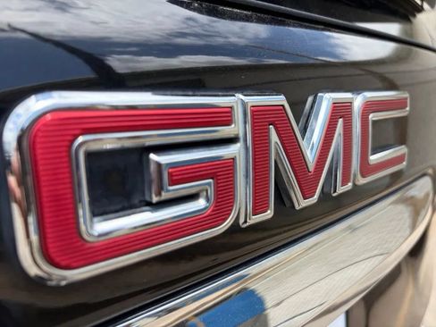Used 2019 GMC Terrain Denali w/ Advanced Safety Package FWD image 39