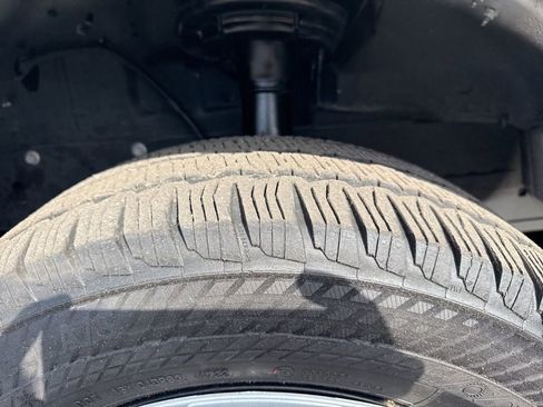 Used 2023 Ford Transit 250 Low Roof w/ Exterior Upgrade Package image 27