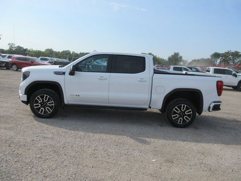 New 2026 GMC Sierra 1500 AT4 w/ AT4 Premium Package AWD/4WD image 11