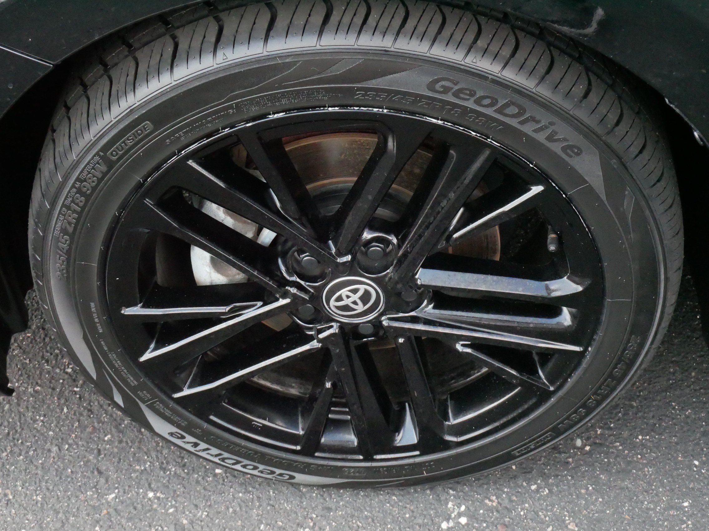 Certified 2025 Toyota Camry SE FWD image 15