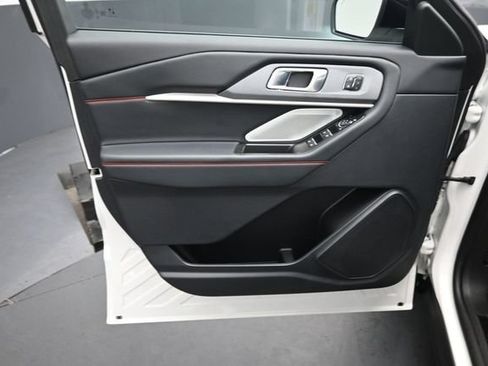 Certified 2025 Ford Explorer ST AWD/4WD image 20