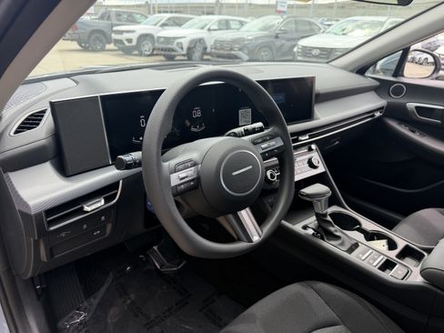 Used 2026 Hyundai Sonata SE FWD image 27
