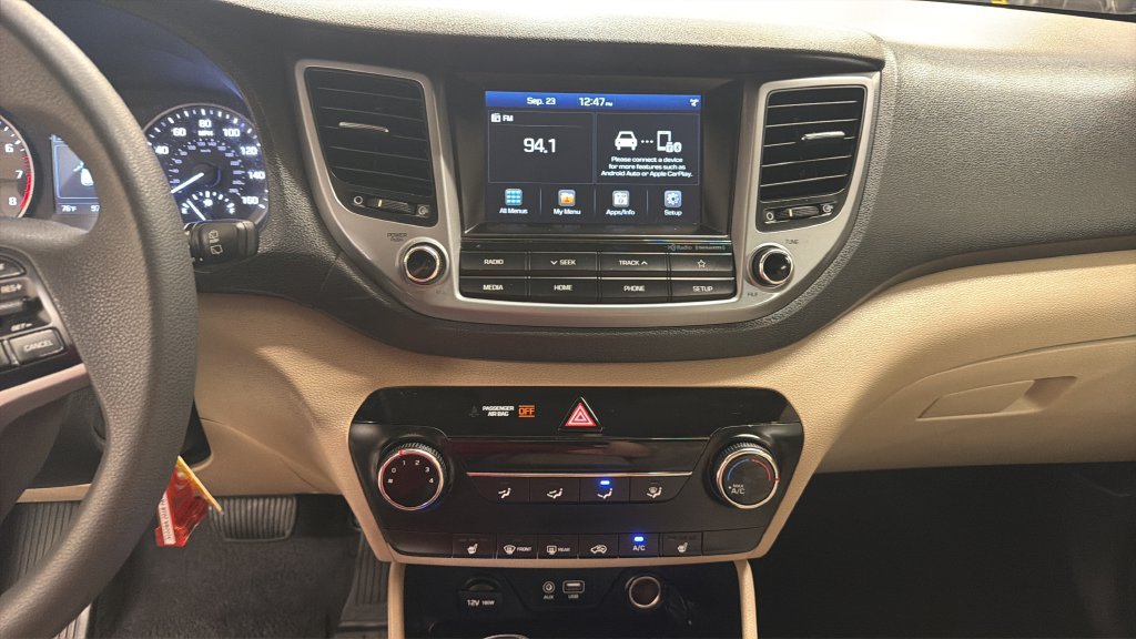 Used 2018 Hyundai Tucson SEL FWD image 11